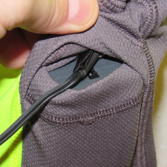 Mobile Warming Heated Sweater w/ Batter Heated 1/4 Zip Pullover Men's size Small - Picture 4 of 11